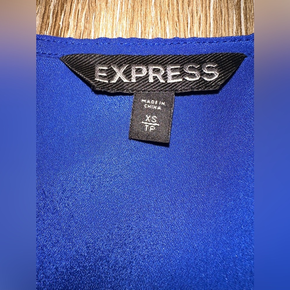 Express Dress - Picture 3 of 10